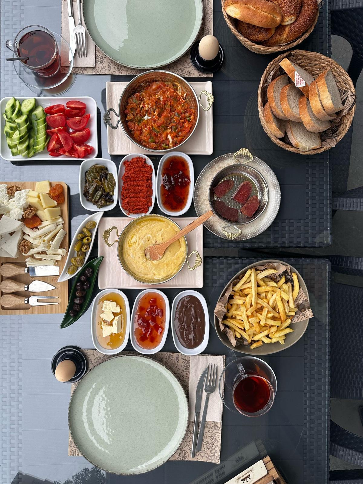 2 KİŞİLİK SERPME KAHVALTI